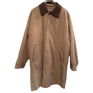 London Fog Men's Tan Coat with Brown Collar size large